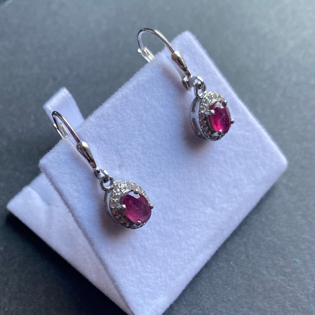 Natural 2.0 Ct Ruby And Zircon Earrings In Sterling Silver With Lever Backs